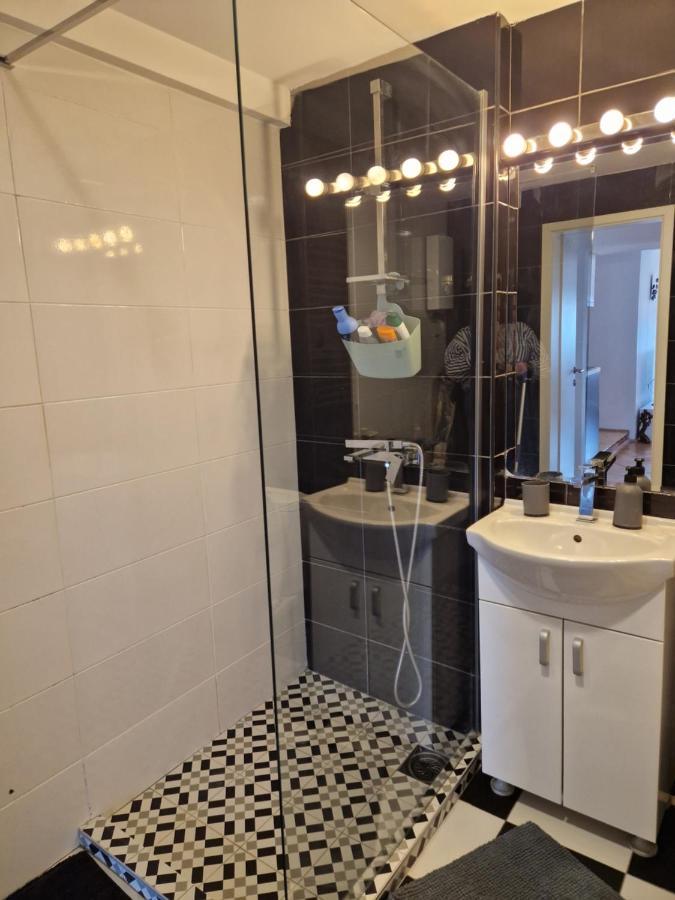 Comfy Center Apartment 斯科普里 外观 照片